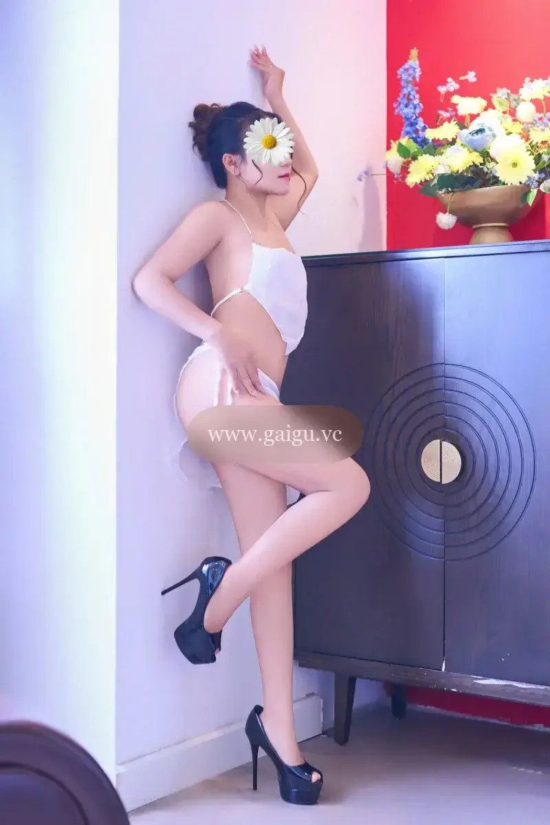 PHƯƠNG LINH GÁI TÂY BẮC SIÊU NGOAN SIÊU TÌNH CẢM CHIỀU KHÁCH HẾT MÌNH