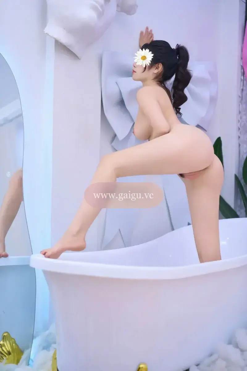 LAN ANH - DÂM ĐÃNG - TÌNH CẢM - CHU ĐÁO GỢI CẢM - NGỌT NGÀO NHƯ NGƯỜI YÊU