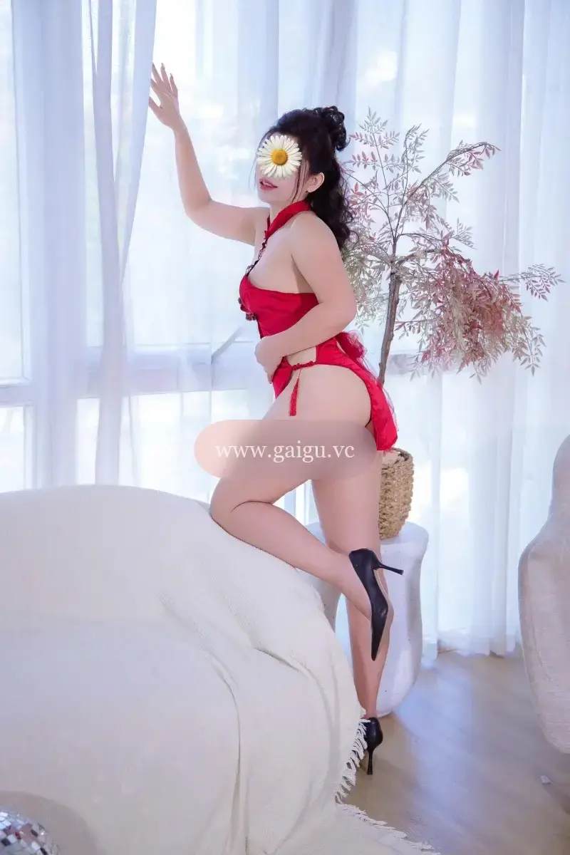 MAI ANH  - DÂM ĐÃNG CHIỀU KHÁCH - LÀM TÌNH ĐIÊU LUYỆN - CHIỀU KHÁCH MỌI TƯ THẾ