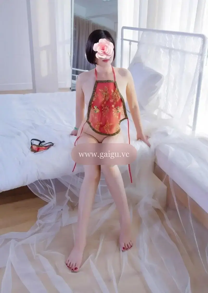 PHƯƠNG LAN - Dâm xinh chiều khách - phê tê sung sướng