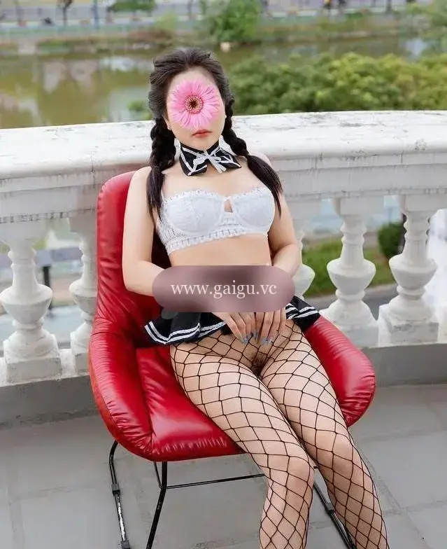 Khánh Quỳnh - Sexy quyến rũ - Làm tình ngây ngất