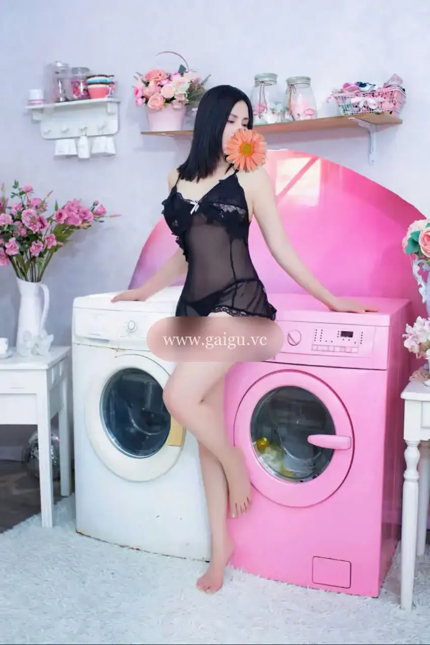 *HÀNG MỚI*TINA VÚ TO - DA TRẮNG XINH DÂM - TÌNH CẢM - NGỌT NGÀO - LÀM TÌNH PHÊ