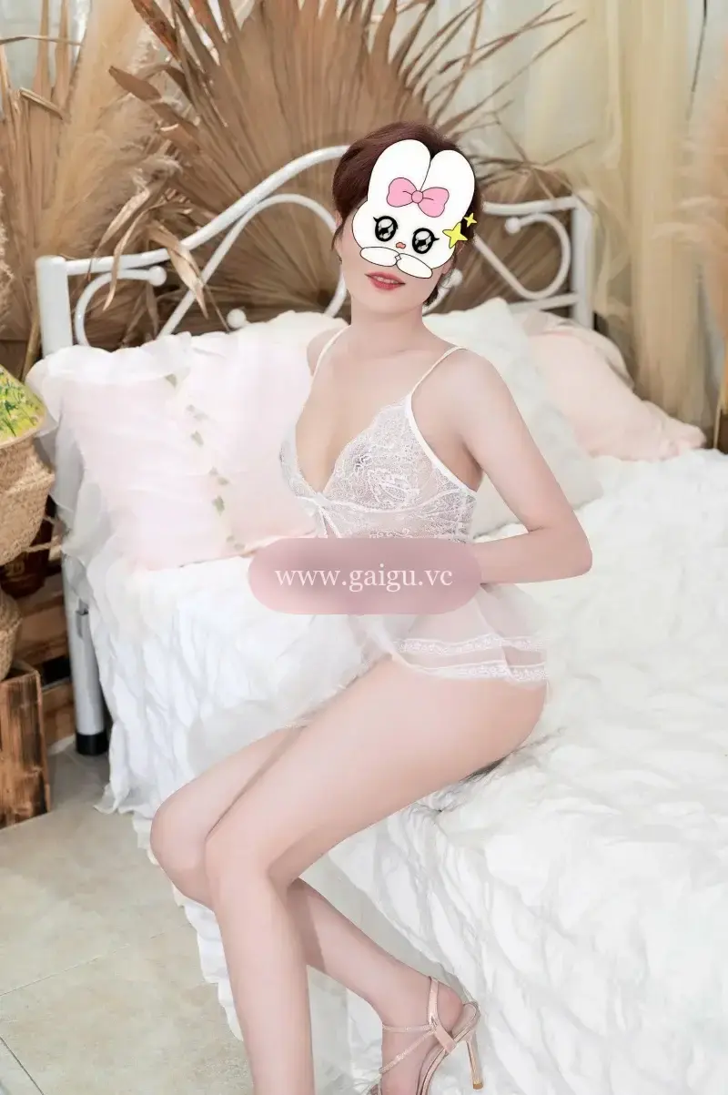 HOA HOA ⭐MÃNH MAI FACE XỊN NGOAN HIỀN CHIỀU CHUỘN NHƯ NY