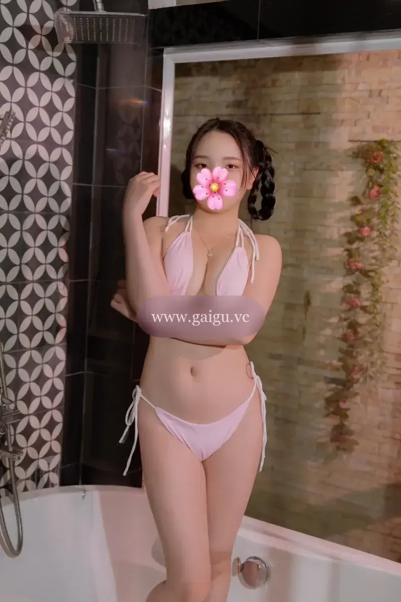 ❤️BÉ TRANG MOON ❤️2K7 XINH XẮN, ĐÁNG YÊU, NGỰC CĂNG TRÒN,DÁNG ĐẸP