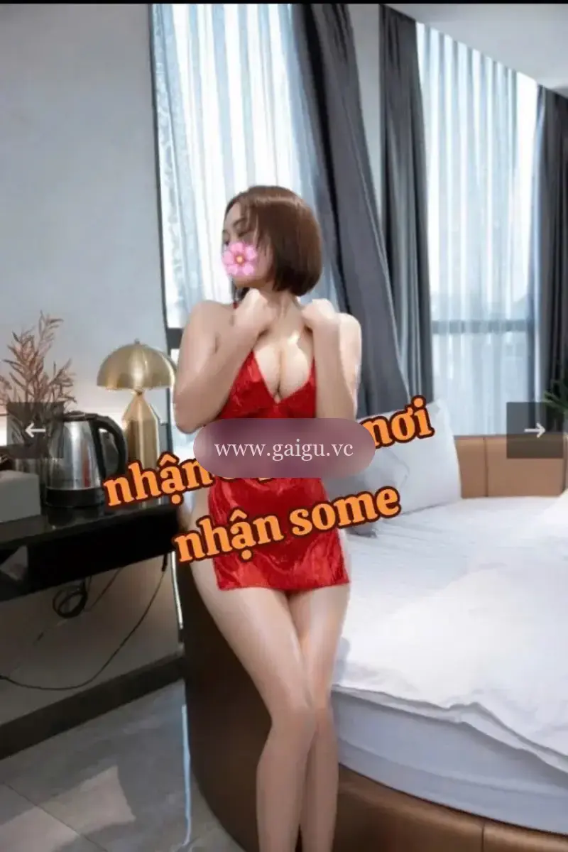 Hà Linh:HÀNG SIÊU NGON, DA TRẮNG , DÁNG XINH BÚ LIẾM CỰC PHÊ