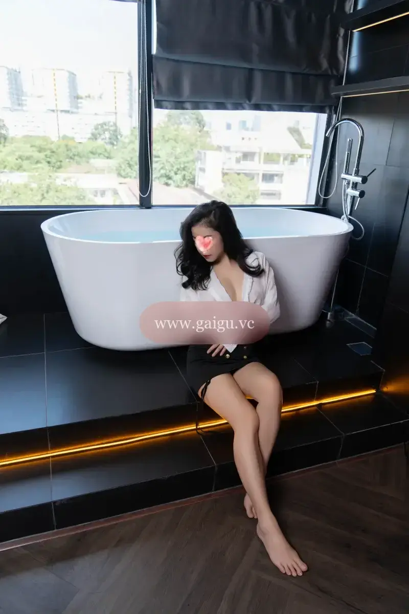 Mỹ Anh - Siêu Phẩm Hiếm Thấy Lần Đầu Làm Web Mới Tinh