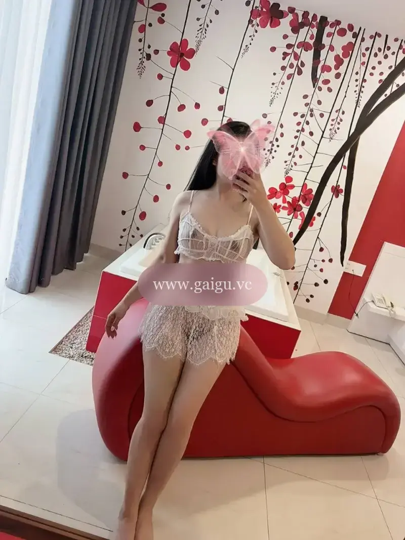 Ngọc Nữ Linh Anh - ẢNH MỘC Siêu Chuẩn Chân Ái