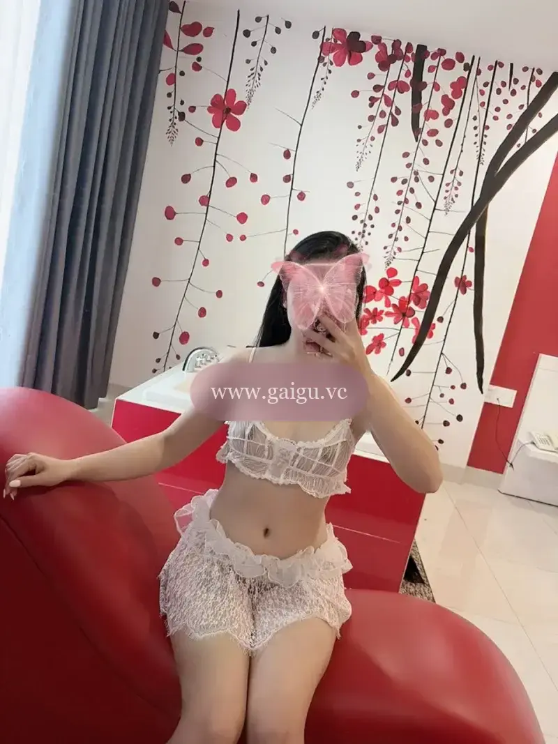 Ngọc Nữ Linh Anh - ẢNH MỘC Siêu Chuẩn Chân Ái