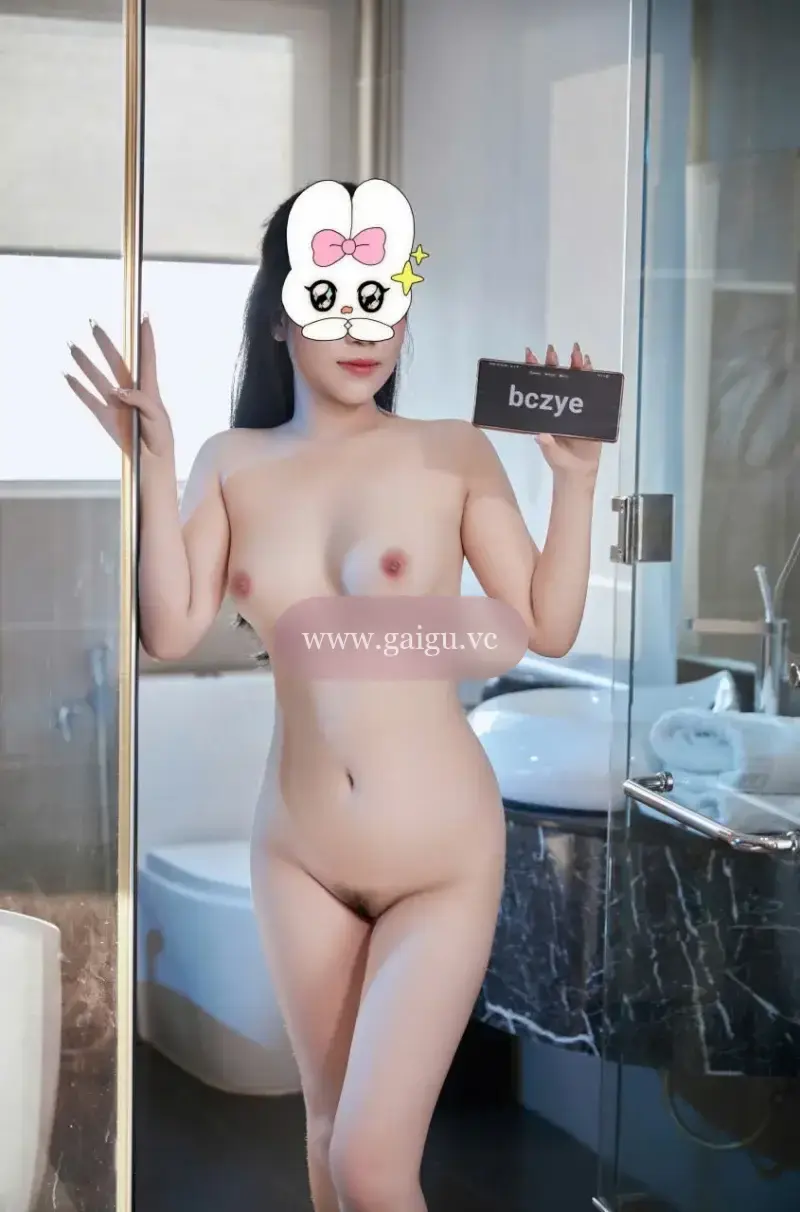 [VIP] ⭐Quỳnh Anh 2k Xinh Đẹp Vú Real Tươi Ngon Body Nuột Nà Thơm Tho Bím Khít Rịch