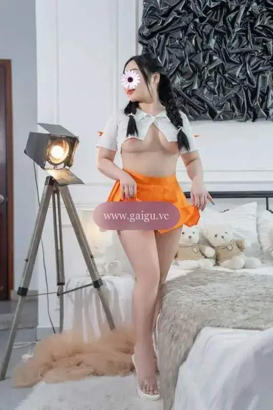 Ny Ny - Bé Miền Tây 2K1 Đáng Yêu Hồng Hào Từ Trên Xuống Dưới