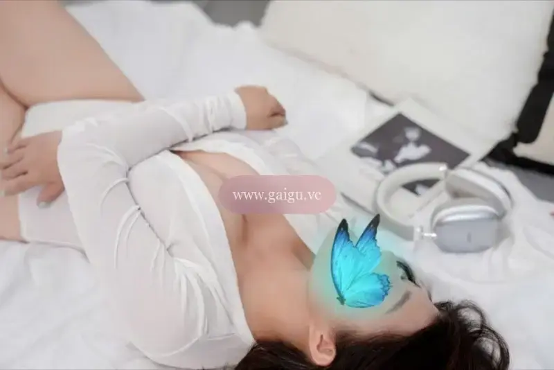 Kim Ngân_ Gái xinh làm tình cực đỉnh.