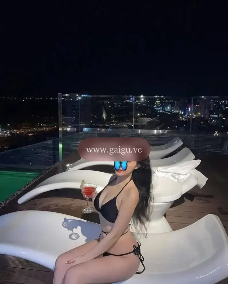 LINH ANH - VÚ TO - MÔNG ĐẸP - ĐÔI MẮT DÂM ĐÃNG - DỊCH VỤ HOÀN HẢO - TÌNH CẢM NHƯ NGƯỜI YÊU