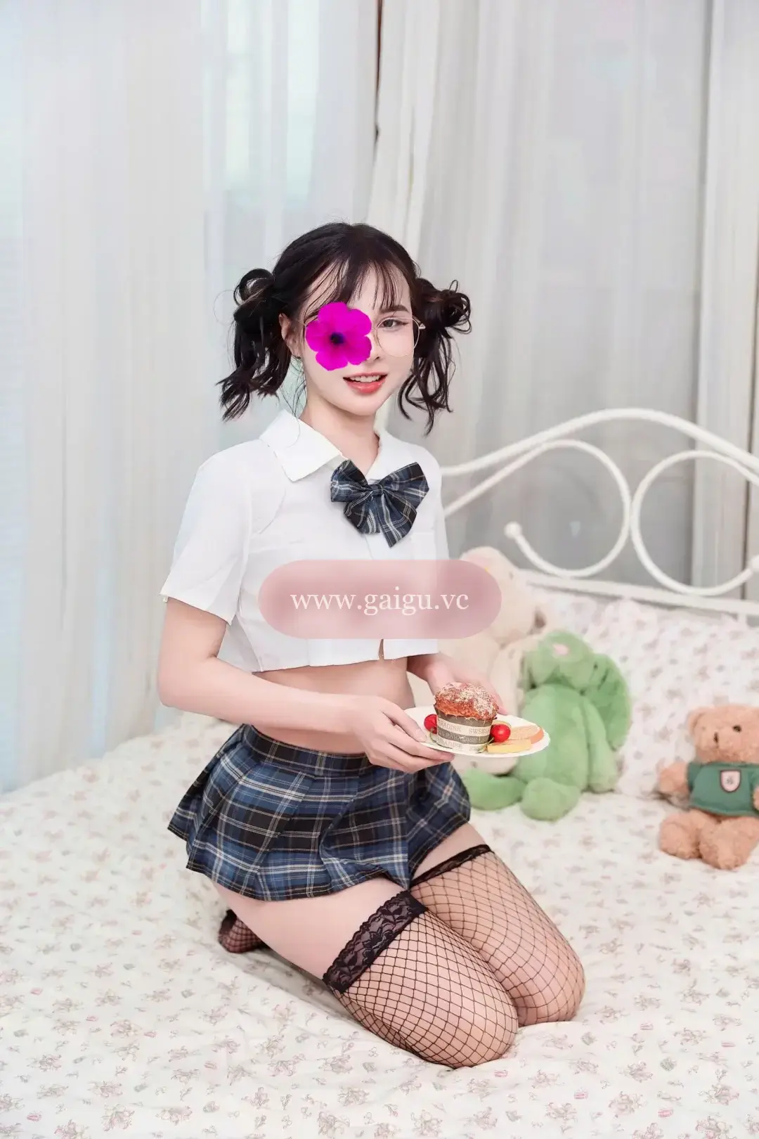 EM CHÍP _ MẶT XINH DỄ THƯƠNG _ BODDY MÌNH DÂY RẤT SEXY GỢI CẢM
