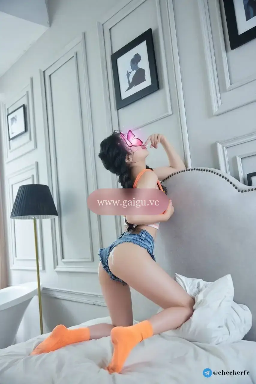 Lin Lin - Siêu Phẩm Tầm Phân Khúc, Thư Ký Tóc Ngắn Dâm Đãng