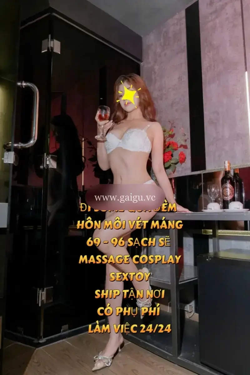 Bảo Vy Mặt Xinh Dâm Đãng