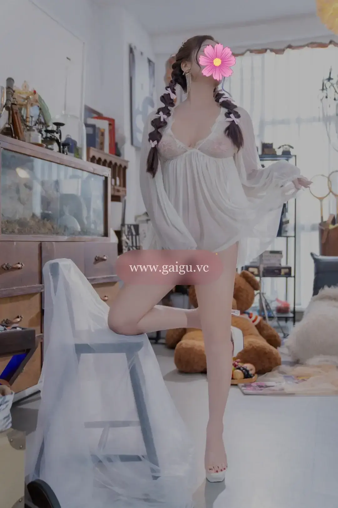 gái mới na na lần đầu tiên di làm vui vẻ nhiệt tình