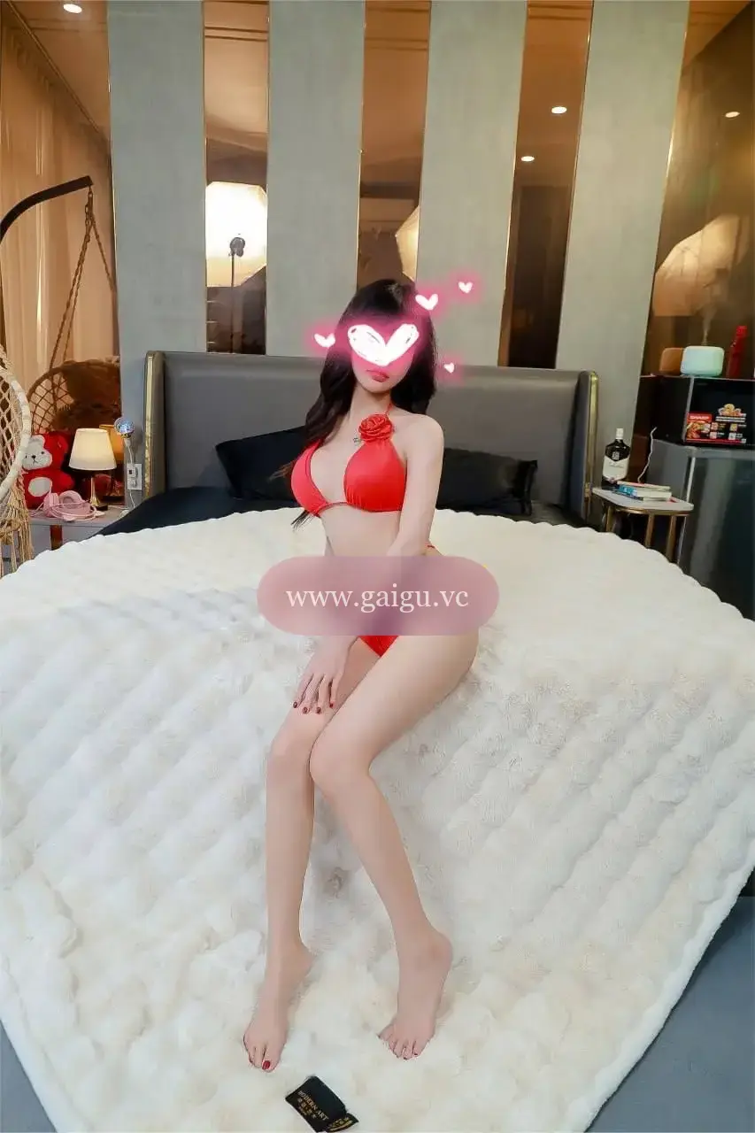 HOT GIRL U2000 UYÊN LAVIE- FACE CỰC XINH TEEN HÚT HỒN MỌI CHECKER