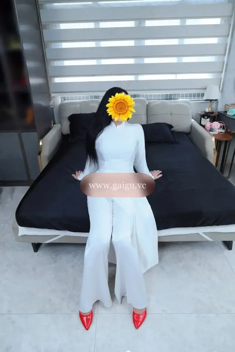 HOT HOÀNG THU SIÊU PHẨM ĐỘC LẠ&nbsp; HỒI XUÂN THICH BÚ CU LÀM TÌNH CHƠI KIỂU CUỒNG DÂM NHƯ PHIM XES MỸ