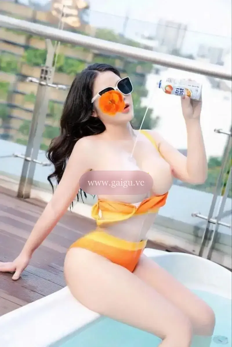 PHƯƠNG HẰNG BODY BỐC LỬA, THIÊN THẦN SEXY - ĐỈNH CAO DỤC VỌNG.