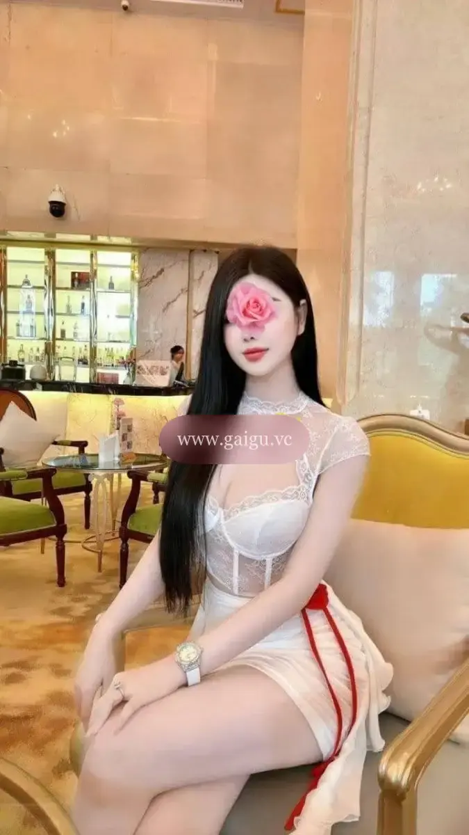 GÁI DÂM ĐÓA NHI_PHỤC VỤ TẬN TÌNH_LIẾM LÁP BAO PHÊ