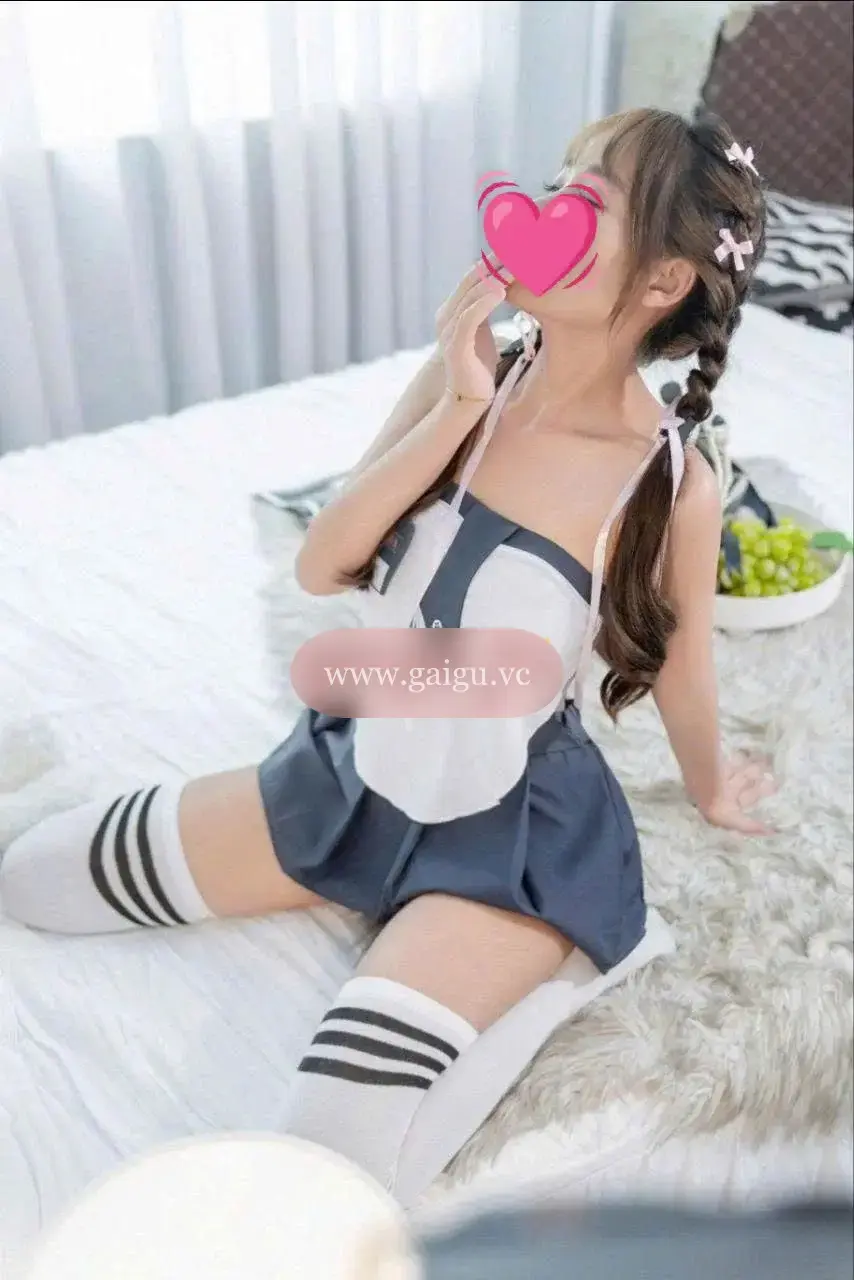 New Bé Nhã Uyên 2K8 🔥 Xinh Xắn Gợi Cảm Body Sexy Đầy Ma Mị Gợi Dục
