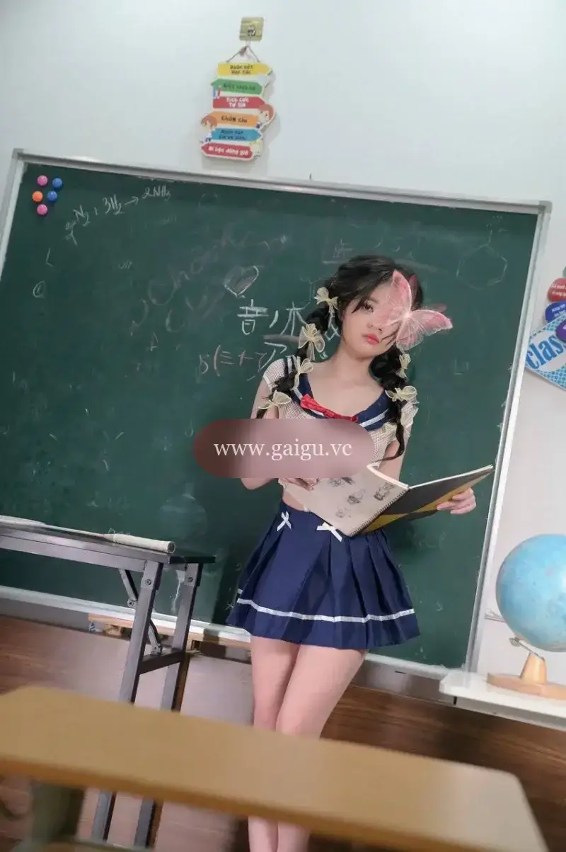 NEW TEEN BÉ DÂU - GÁI NON XINH XẮN DỄ THƯƠNG NGOAN CHIỀU