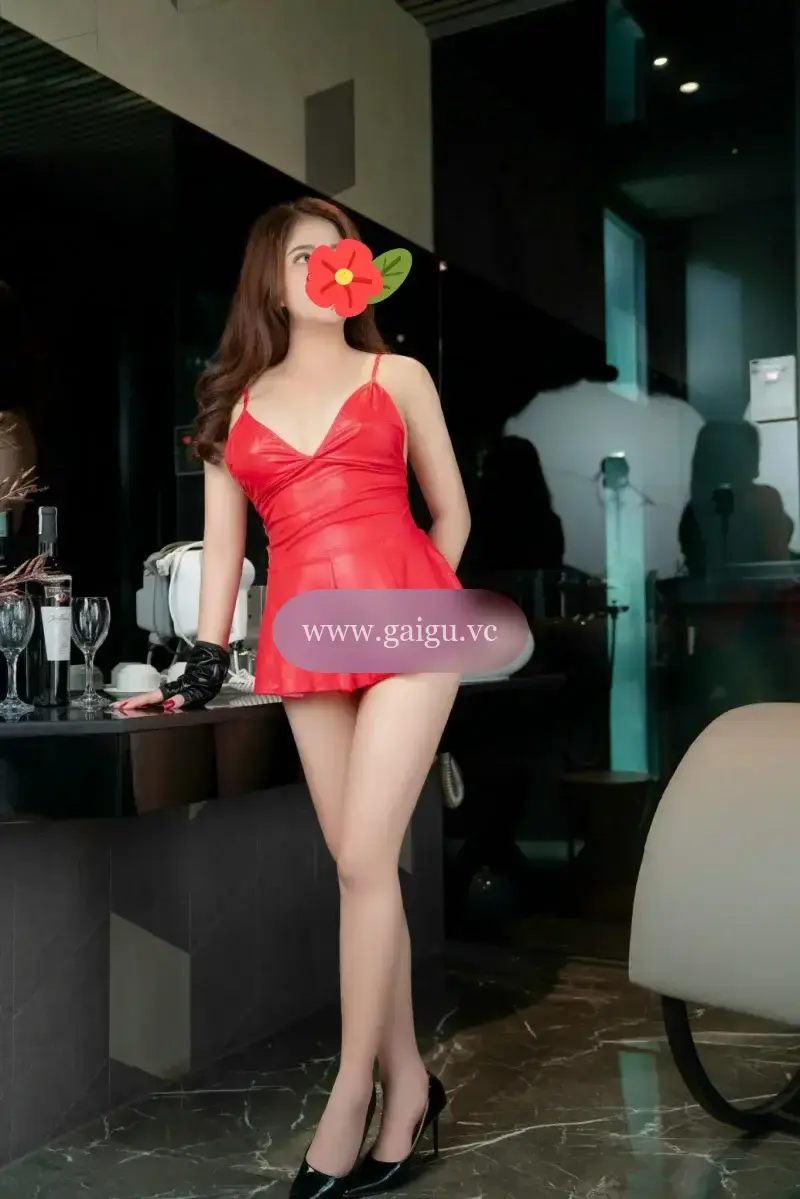 NGÂN VY - HOTGIRL CỰC NGON XINH BODY CỰC ĐẸP