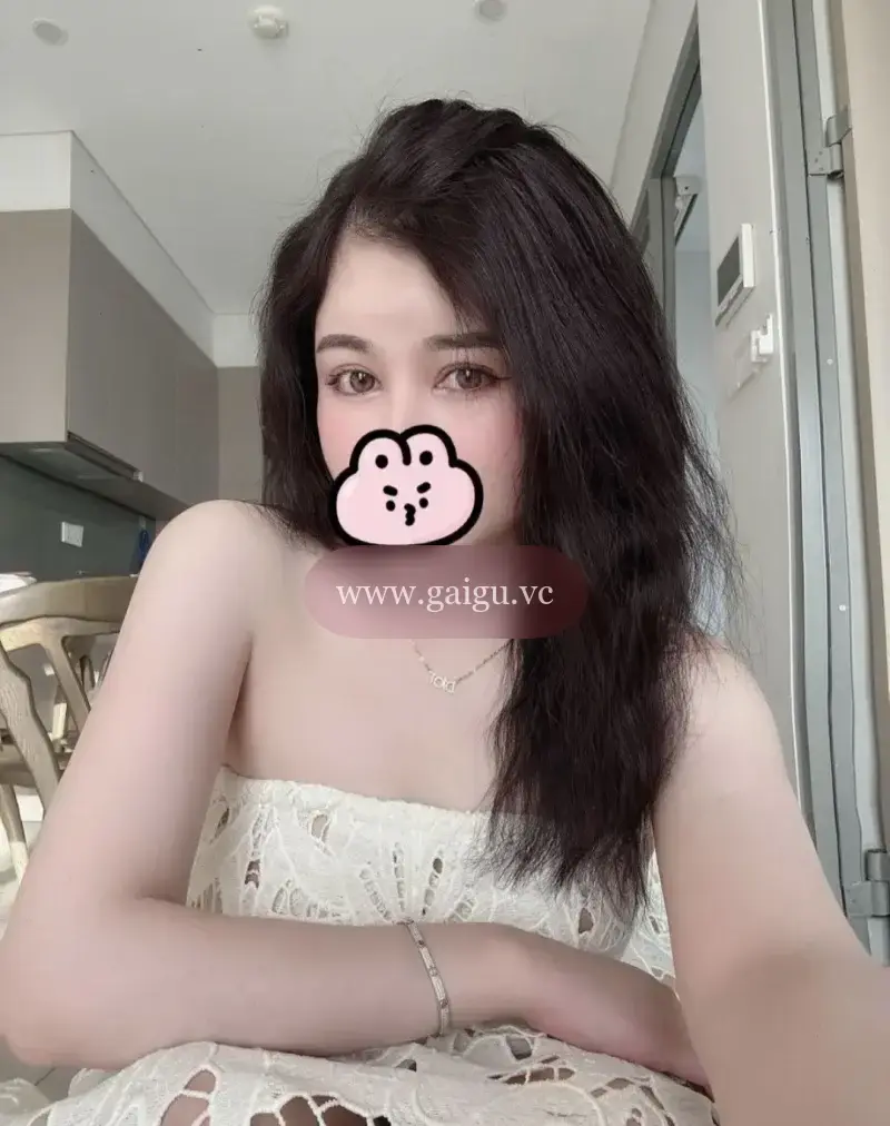 ⭐️THANH TRÀ⭐️ 2K3 XINH NON MÚP MƯỢT VÚ BÝM MÔNG TƯƠI RÓI