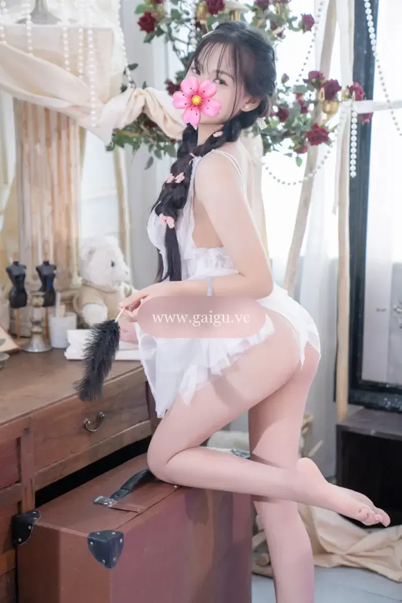 TIỂU BỐI 165cm XINH XẮN, NGỰC ĐẸP, DÁNG CHUẨN DỊU DÀNG