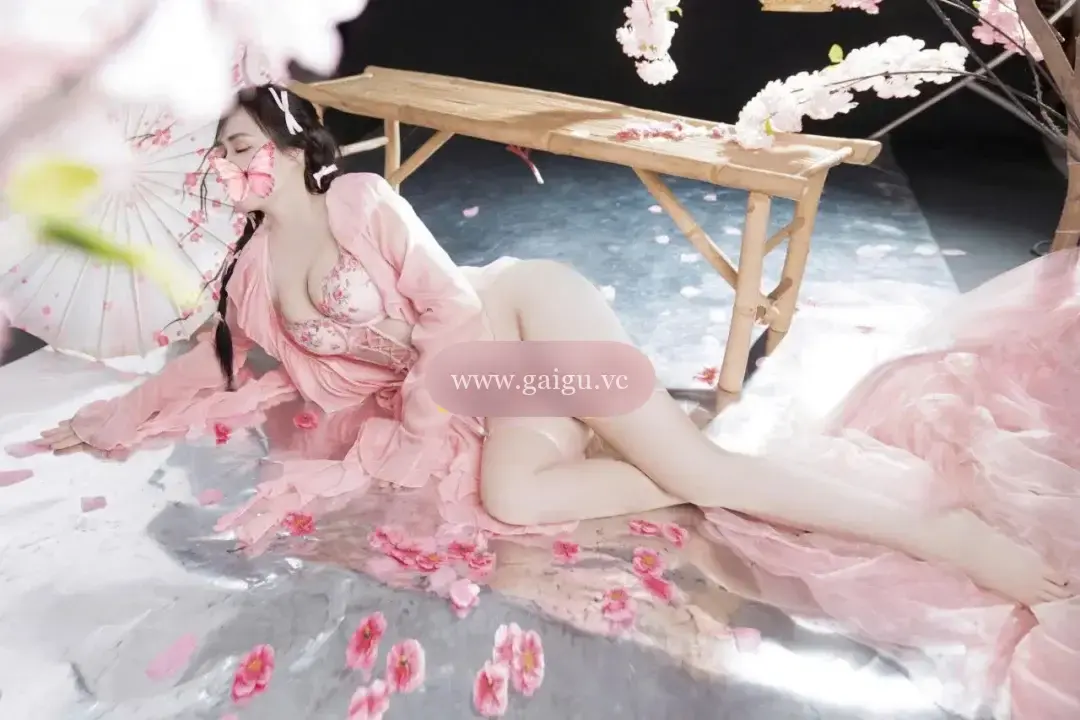 Thu Oanh hàng mới anh e ủng hộ