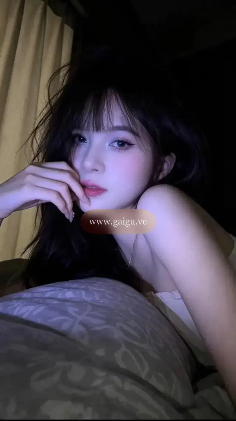 Ái Vy Dương Đông Zalo
