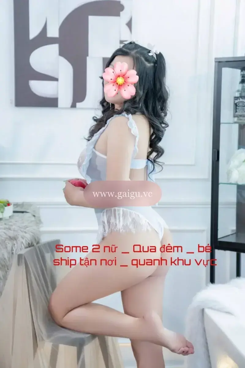LAN NHI XINH XẮN GÁI MIỀN TÂY BÚ CU DÂM CHIỀU KHÁCH LẦN ĐẦU ĐI LÀM