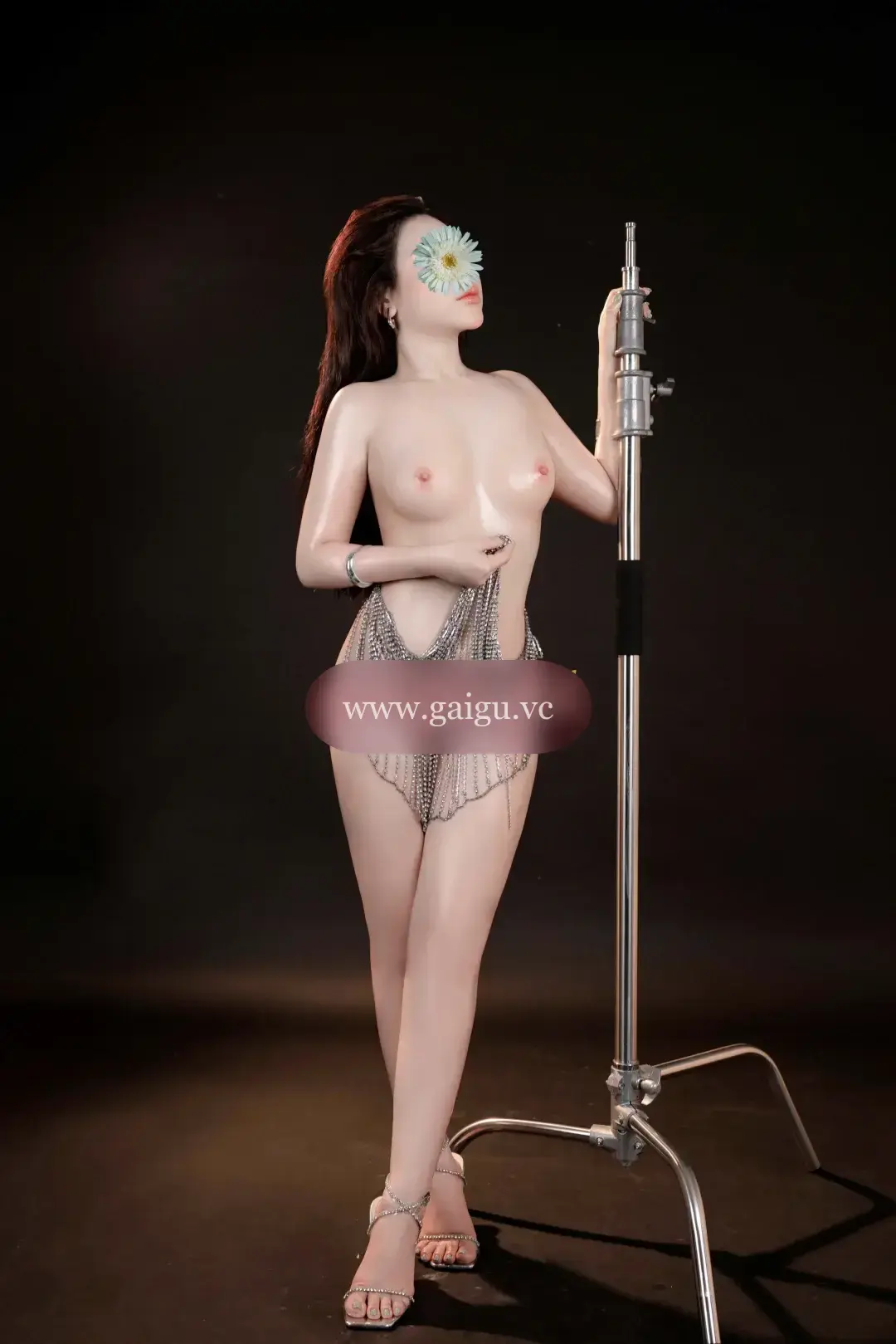 [NEW]🌸 Thùy Linh 🌸  - Body Siêu Nuột Nà