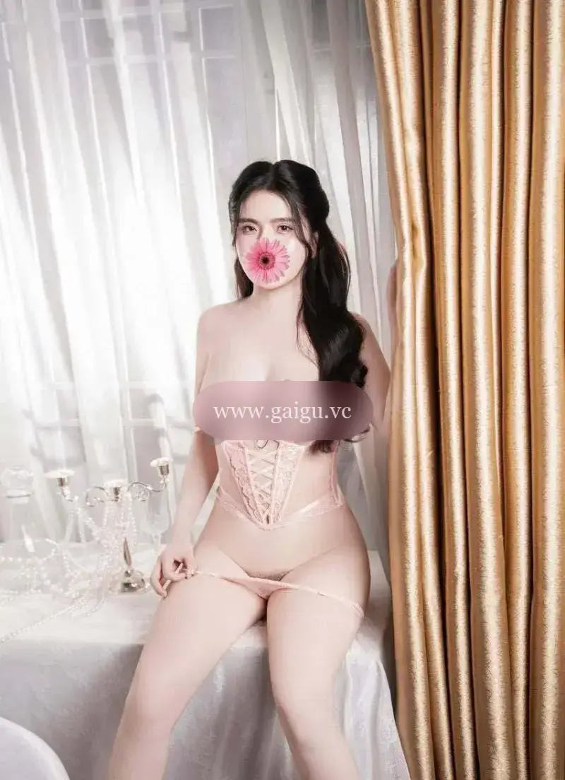 TRÚC ANH - Nàng thơ chuẩn model - xinh chuẩn thước ngọc