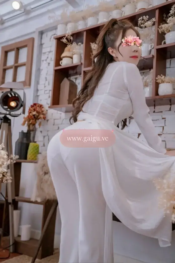 NGỌC NHI GÁI XINH, BODY CÂN ĐỐI GỢI CẢM, CUỐN HÚT MỌI ĐAM MÊ