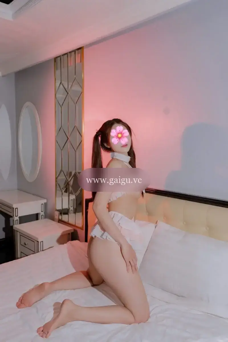 BÉ MY - XINH XẮN DUYÊN DÁNG NUỘT NÀ NGOAN HIỀN DỄ IU