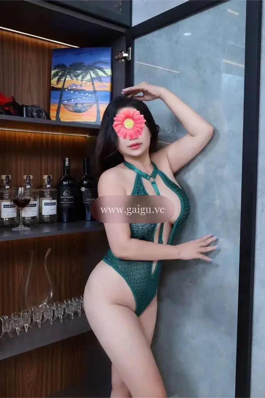 KHÁNH LINH VÚ BƯỚM NGON HẾT SẢY, LÀM TÌNH SƯỚNG QUÊN LỐI VỀ