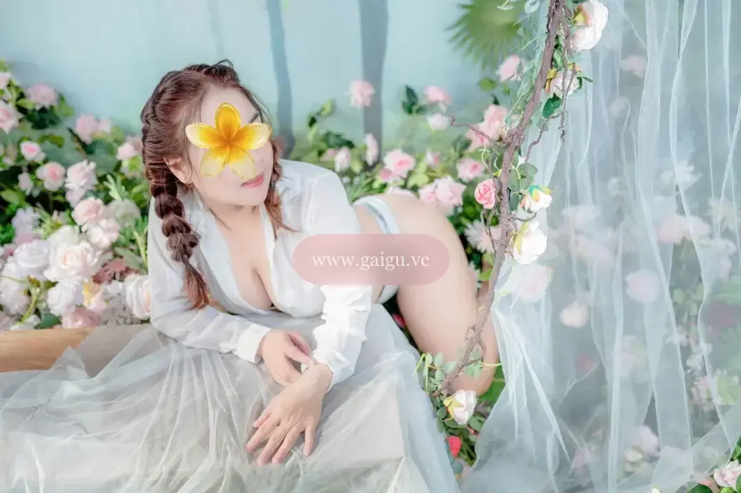 ❤️ Ngọc Trinh ❤️ Em Gái Miền Tây Mới Vào Nghề