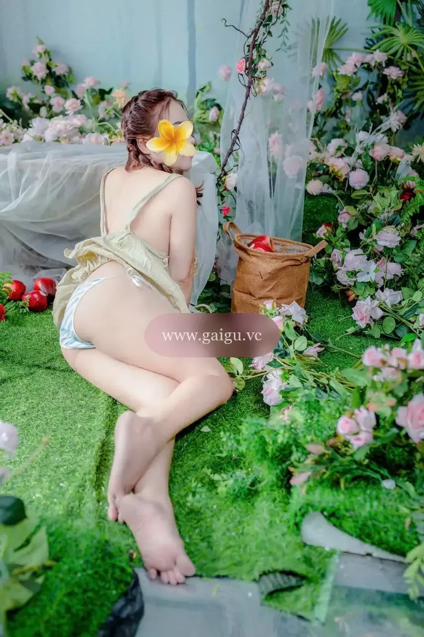 ❤️ Ngọc Trinh ❤️ Em Gái Miền Tây Mới Vào Nghề