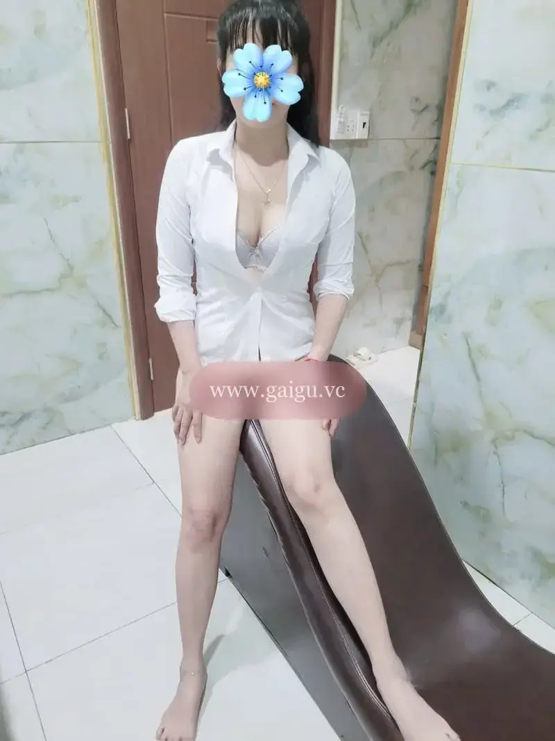 An Quỳnh hot girl 1m68 vào đời.