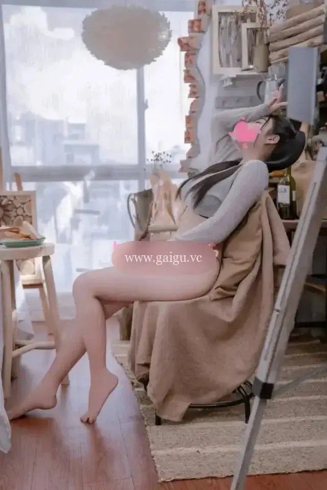 BÉ HÀ MY - HOT GIRL 2K3 MIỀN TÂY - MẶT XINH - VÚ KHỦNG BODY NÓNG BỎNG
