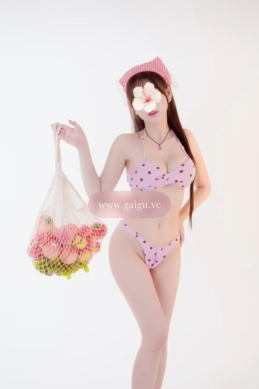 Bé  xoài hót girl em xinh tươi ngoan chiều khách