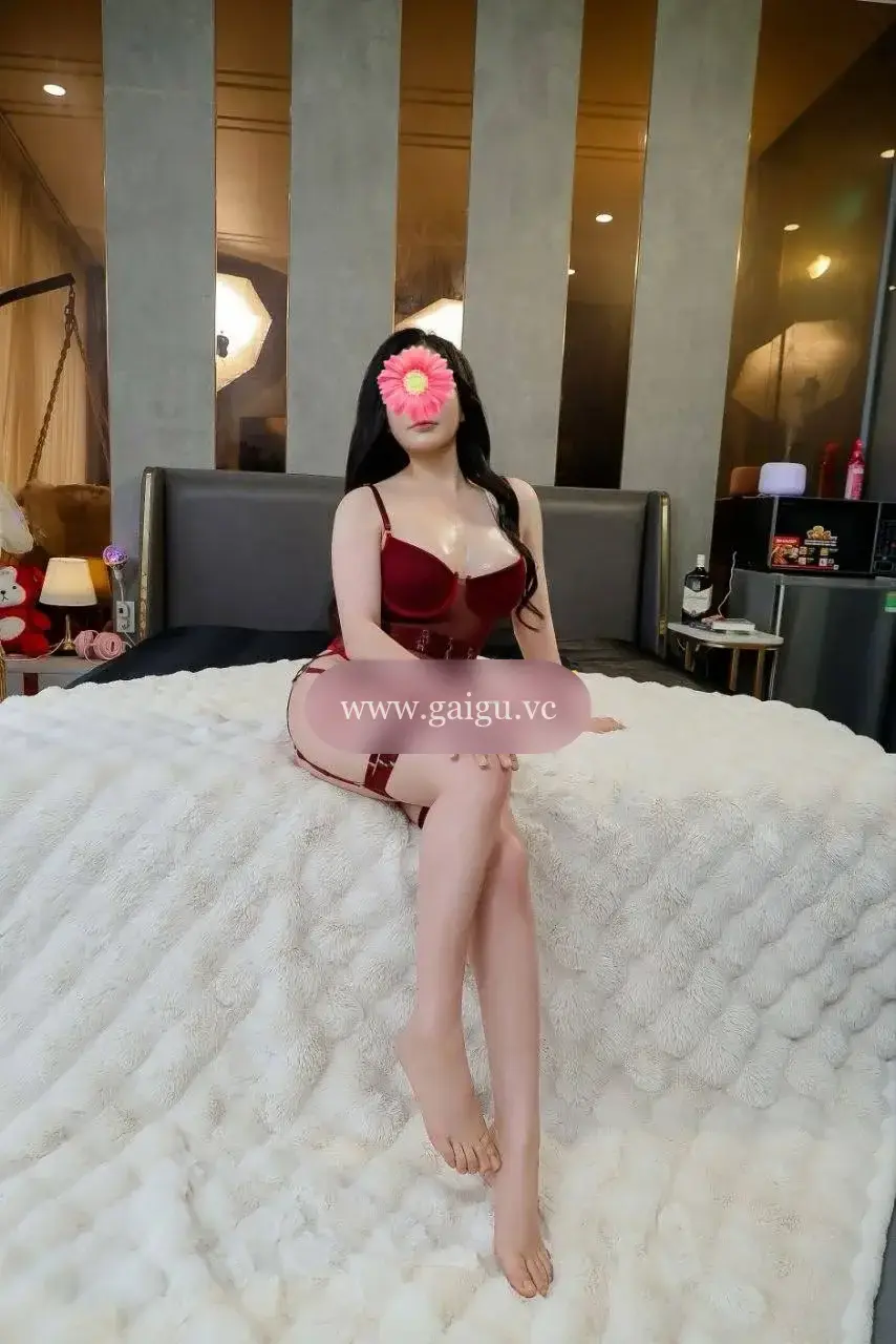 HOT THU THỦY BODY NGON CHẤT LƯỢNG, MASSAGE BÚ LIẾM SIÊU PHÊ