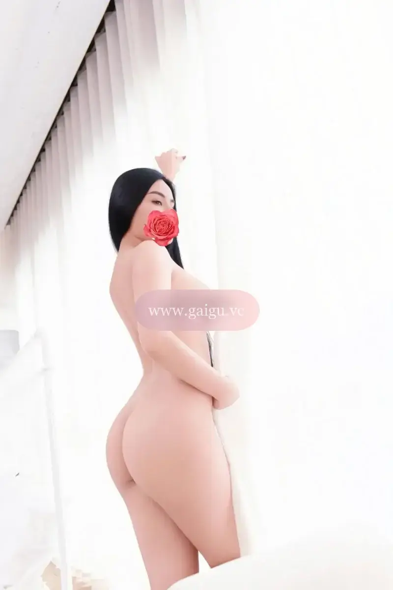 HOTGIRL BÉ MAIKA 2K3 CUTE XINH VÚ TO BƯỚM NON TƠ CHIM BÓT LÀM TÌNH PHÊ CHIỀU KHÁCH