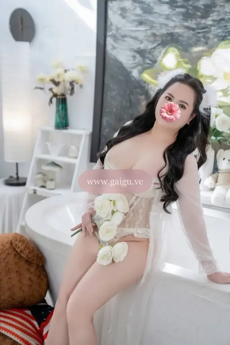 NGÂN NHI SIÊU PHẨM ĐỘC LÀ EM GÁI HỒI XUÂN MÊ BÚ CU THÍCH CHỊCH KIỂU LÀM TÌNH NHƯ PHIM SEX