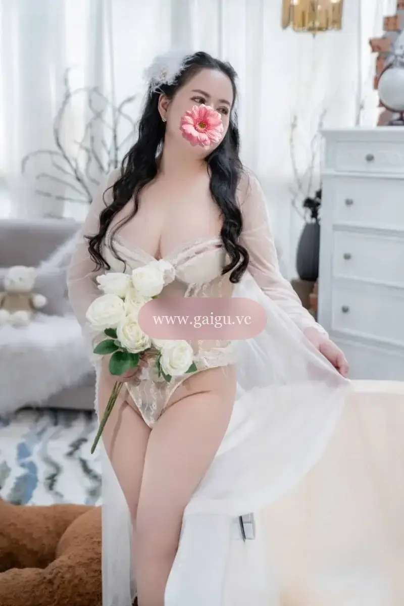 NGÂN NHI SIÊU PHẨM ĐỘC LÀ EM GÁI HỒI XUÂN MÊ BÚ CU THÍCH CHỊCH KIỂU LÀM TÌNH NHƯ PHIM SEX