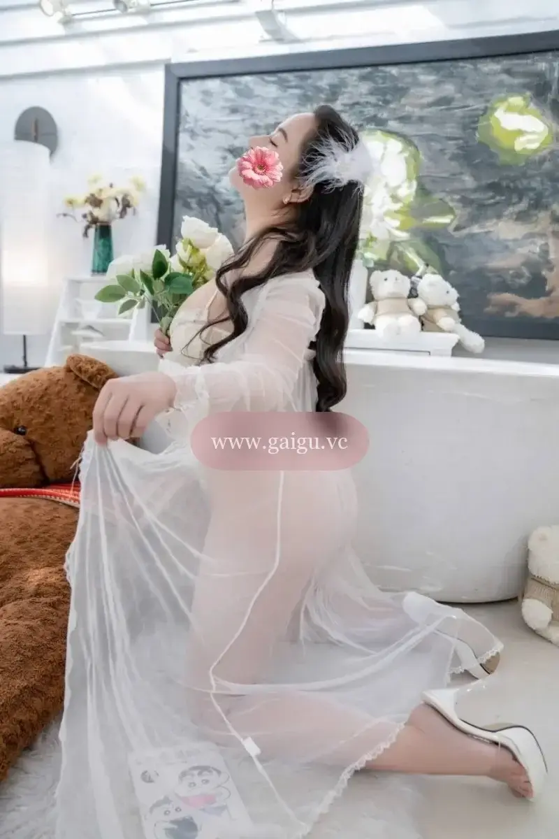 NGÂN NHI SIÊU PHẨM ĐỘC LÀ EM GÁI HỒI XUÂN MÊ BÚ CU THÍCH CHỊCH KIỂU LÀM TÌNH NHƯ PHIM SEX