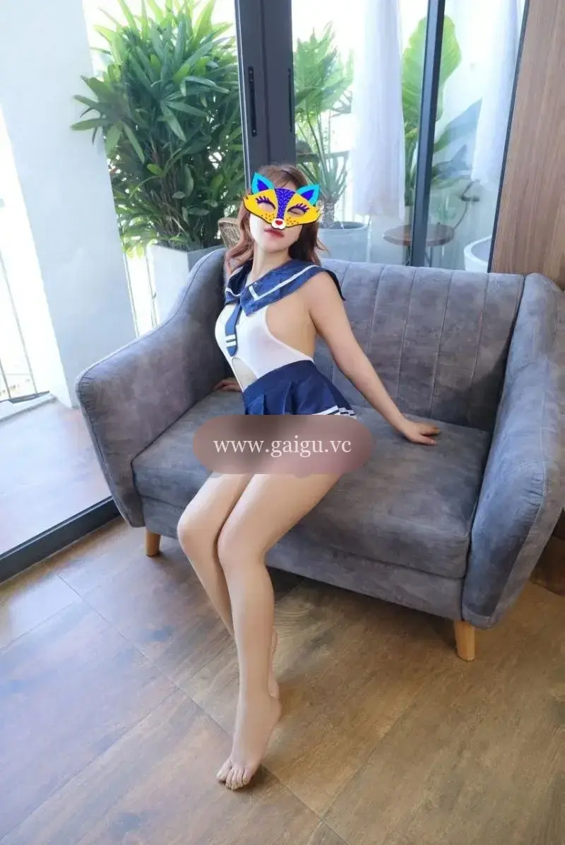 KIỀU NHI ❤️ Hot Model siêu xinh - Nụ cười đốn tim