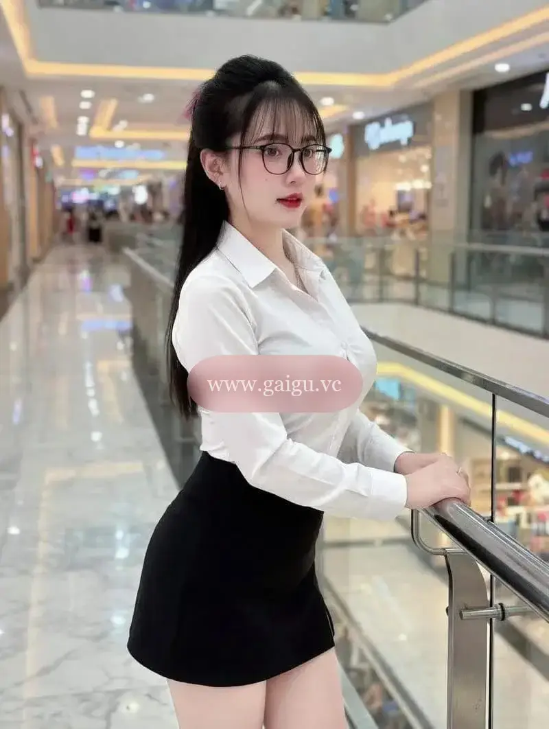 () LYLY CHUẨN GÁI DÂM TÌNH CẢM . NÓI KHÔNG VỚI CÔNG NGHIỆP