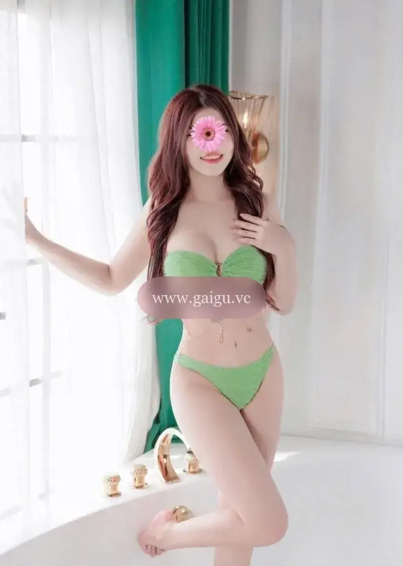 ❤️ NGỌC TRINH ❤️ Em gái Mặt xinh - Vú Bự - Yêu chiều khách